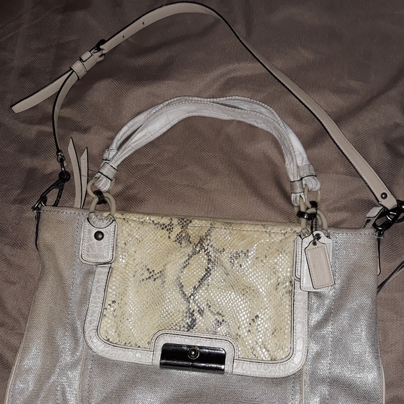 Coach - Picture 2 of 8